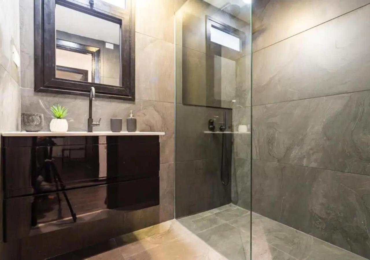 New! 2 Bd Premium House W/large Balcony Тель-Авив