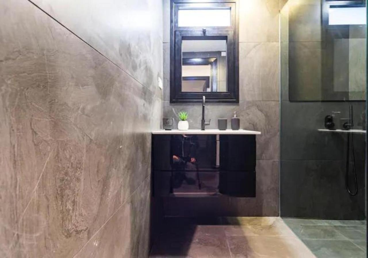 Апартаменты New! 2 Bd Premium House W/large Balcony Тель-Авив